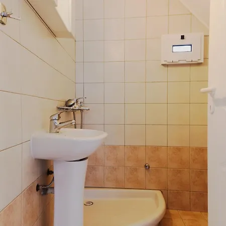 House In The Corner * レフキンミ